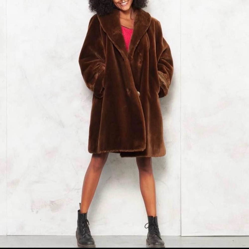 1980s Luxurious Brown Faux Fur Coat